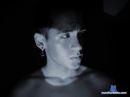 tyler-grimaldi flirt4free performer I'm ready to be your sexual machine 