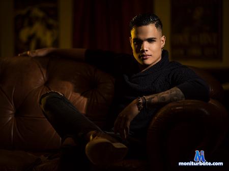 diego-casas flirt4free performer Only Good Vibes