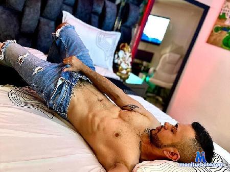 zeus-clark flirt4free performer I am an outgoing and very sociable Latin boy ready to make your dreams come true, let's do it