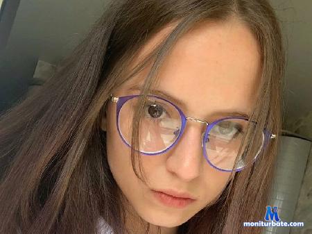 lola-moritz flirt4free performer #18 #shy #daddy #daddysgirl #college #student #smalltits #skinny #cute #petite #teen #schoolgirl 