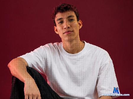gael-flynn flirt4free performer Come hang out and discover my playful, confident side.