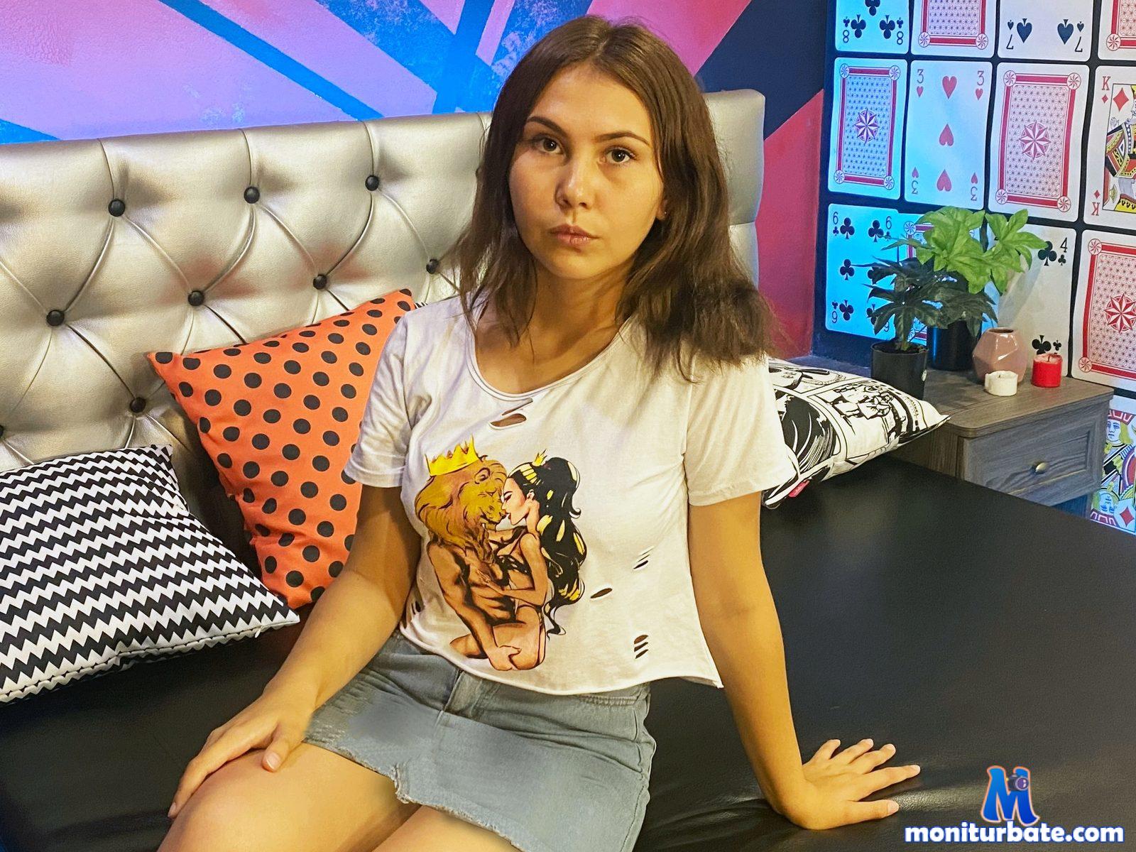 karlee-atwood Flirt4free performer Feet Boss / Secretary Service Worker/Housewife Student/Teacher Teasing Legs Spanking Food