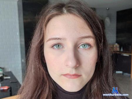 lady-lunnas flirt4free performer #hot #new #brunette #dirtytalks #pretty