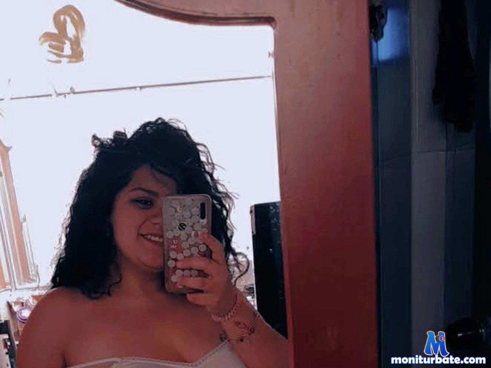 amber-maxi Flirt4free performer Anal Feet Nipple Biting Nipple Play Small Penis Humiliation Dirty Talk Master / Slave Vibrator Face Sitting Sugar Daddy Slaves Legs Bondage Feather Tickler Gender Play Cosplay Glory Holes