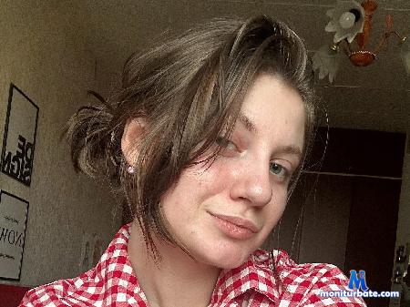 diana-kennemuth flirt4free performer Hi sweet! we want play! Play with us pls!