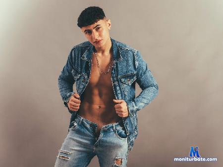 andrew-lamar flirt4free performer If you're looking for someone who combines good vibes, body, and mind, you've come to the right plac