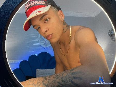kayro-steel flirt4free performer Sweet skinny and rude latino.  