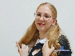 lora-lush flirt4free livecam show performer #glasses #natural #cute