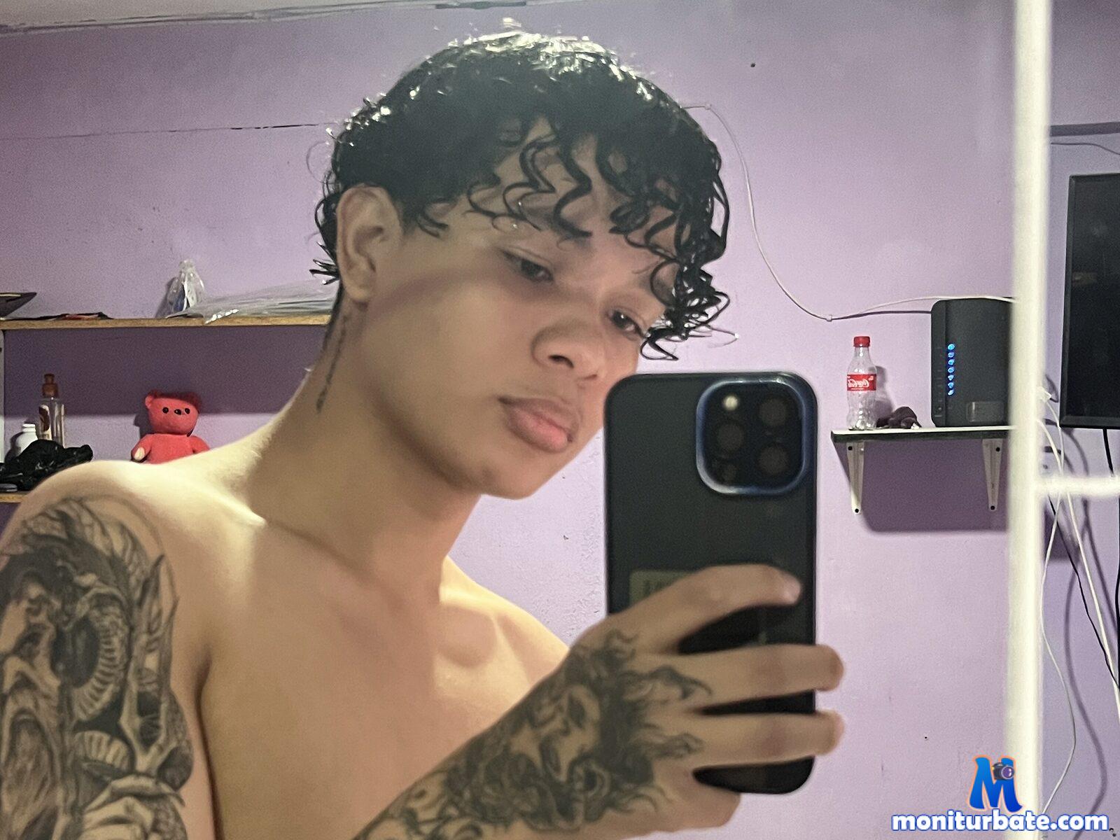 jeison-king Flirt4free performer Anal Balloons Feet Nipple Play Cum Eating Legs Piercings and Tattoos Humiliation Smoking Armpit