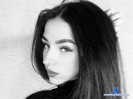 veruca-green flirt4free performer I like life and chill :)
