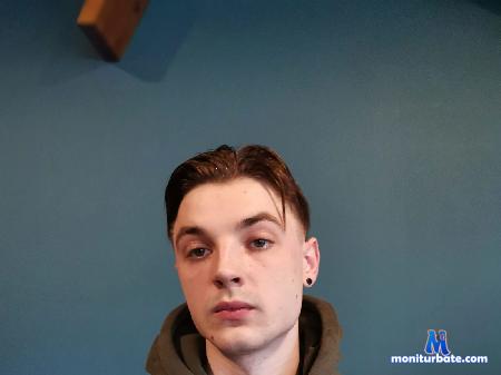 kristian-slator flirt4free performer hi guys i am new model here,if you like my show you can send me little gift)))