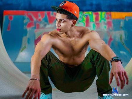 nikolai-drake flirt4free performer 