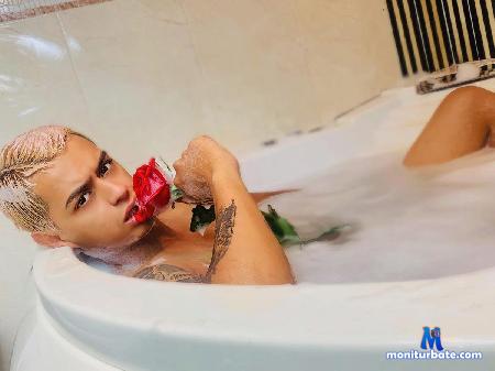 jhoseph-latino flirt4free performer muscle boy