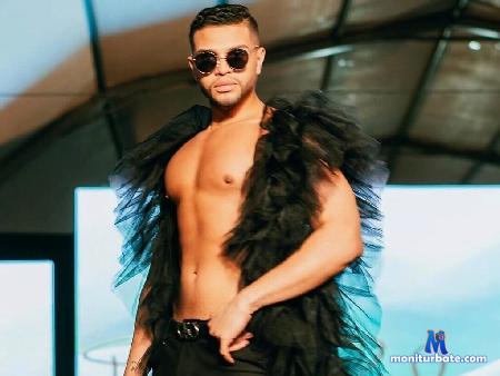 aaron-blind flirt4free performer Pretend to be passive has nothing to do with what you !! 