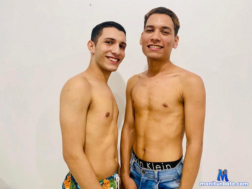 aron-and-george Flirt4free performer 