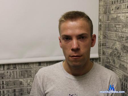 alex-gently flirt4free performer Hello! Im new here :) Lets talk!