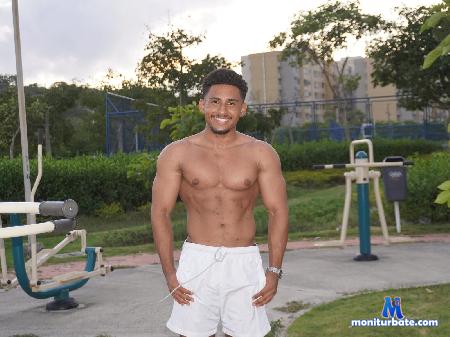 tyler-titan flirt4free performer Don't look for more. You already found me. 