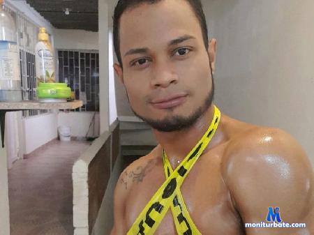 geovanny-brawn flirt4free performer Hello guys, here I introduce myself, I am Geovanny, a kind boy, athletes, very hot and willing to ha
