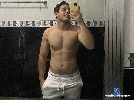 luca-blaze flirt4free performer Desata tu fantasía, disfruta del show. ¡Estoy aquí para hacer realidad tus deseos!