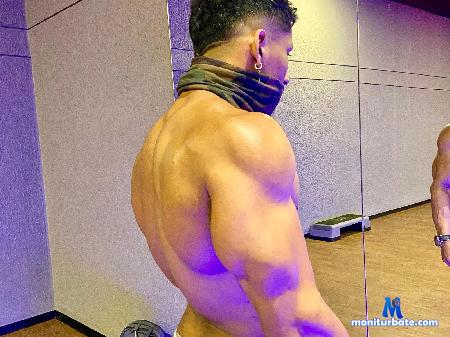 geek-smith flirt4free performer Hi, welcome to my room