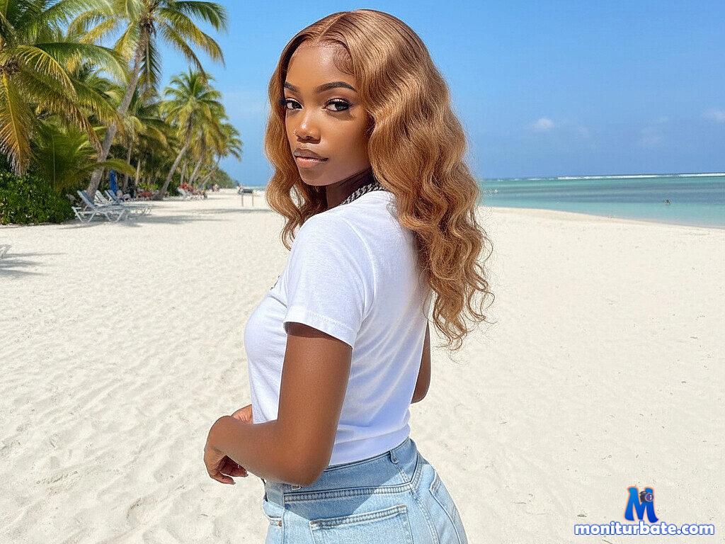 diva-belle Flirt4free performer Boss / Secretary Doctor / Nurse French Maid/Client Service Worker/Housewife Student/Teacher Vibrator Giant Dildo