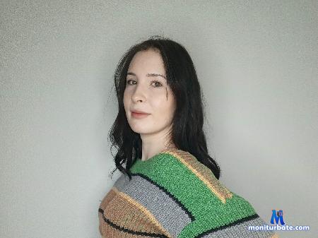 guinevere-colburn flirt4free performer Hi sweet! we want play! Play with us pls!