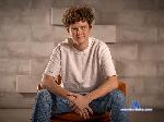 barrie-smth flirt4free livecam show performer I am always ready for something new and hot! What about you? ;)