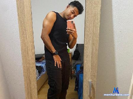 marco-dimario flirt4free performer It is a great day for the passal and play