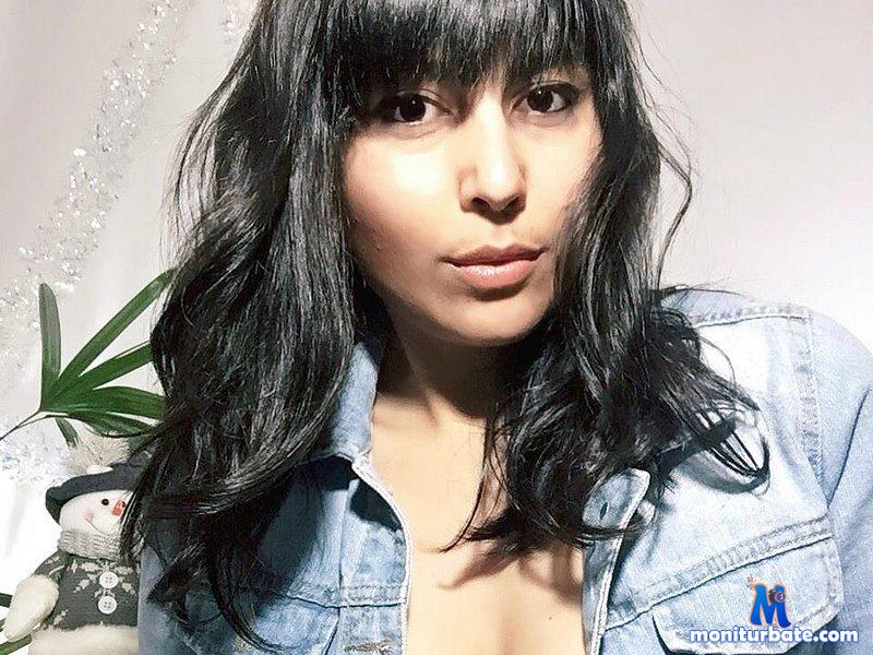 cintia-brazil Flirt4free performer Feet Vibrator Sugar Daddy Teasing Cuckolding Legs Piercings and Tattoos Strap-on Findom Exhibitionism