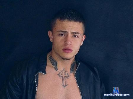 davis-brave flirt4free performer Passionate Colombian boy wanting to overcome 