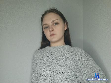 lynette-antell flirt4free performer Hi sweet! we want play! Play with us pls!