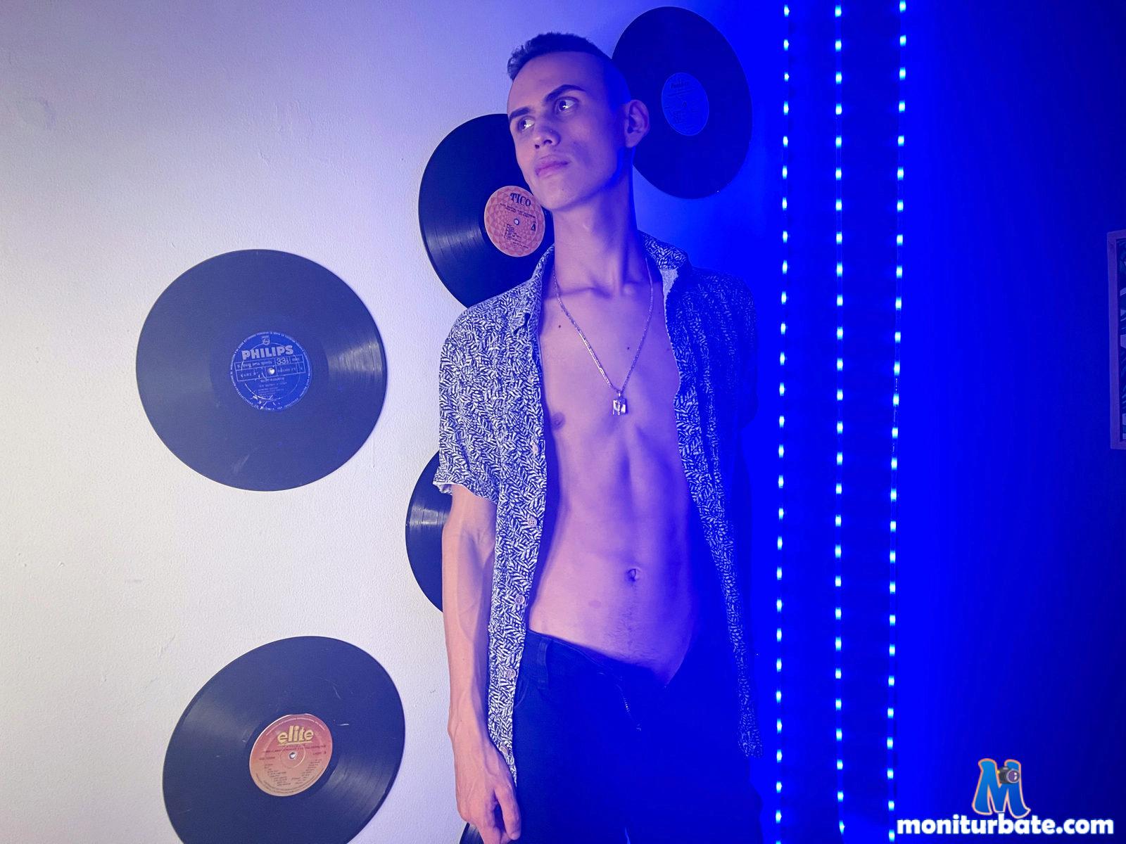 fabian-ortiz Flirt4free performer Anal Role Play/Costumes Boss / Secretary Service Worker/Housewife Student/Teacher Cock Teasing Glass Dildo Bad Cop/Good Cop Legs Piercings and Tattoos Cheerleader/Jock Coach/Trainee