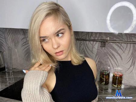 lilia-nilsson flirt4free performer I'm absolutely unstopable girl!