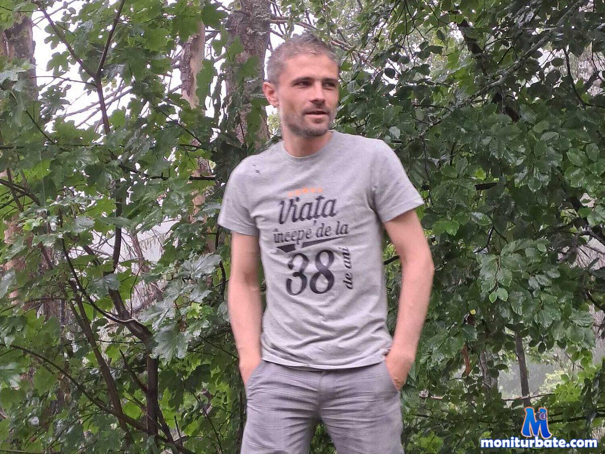 gabriel-wolf Flirt4free performer Boss / Secretary Dirty Talk Student/Teacher Domination Discipline Bad Cop/Good Cop Coach/Trainee Smoking