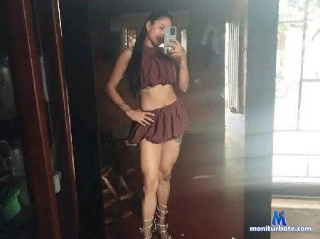 alisson-lux flirt4free performer sweet, confident and dangerously captivating.