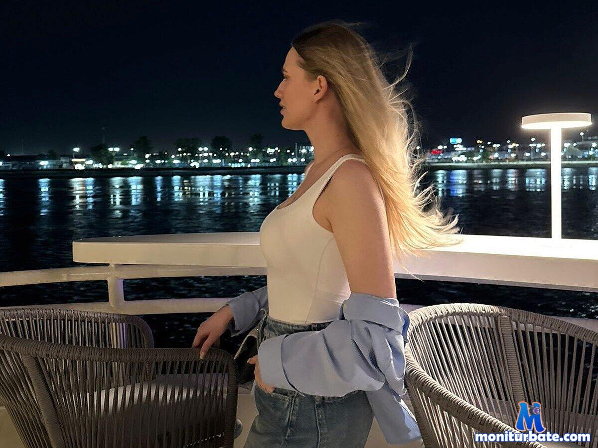 tonya-reid Flirt4free performer 