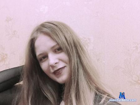 alexandra-cohan flirt4free performer Soft energy, warm smiles, and a little bit of mystery.