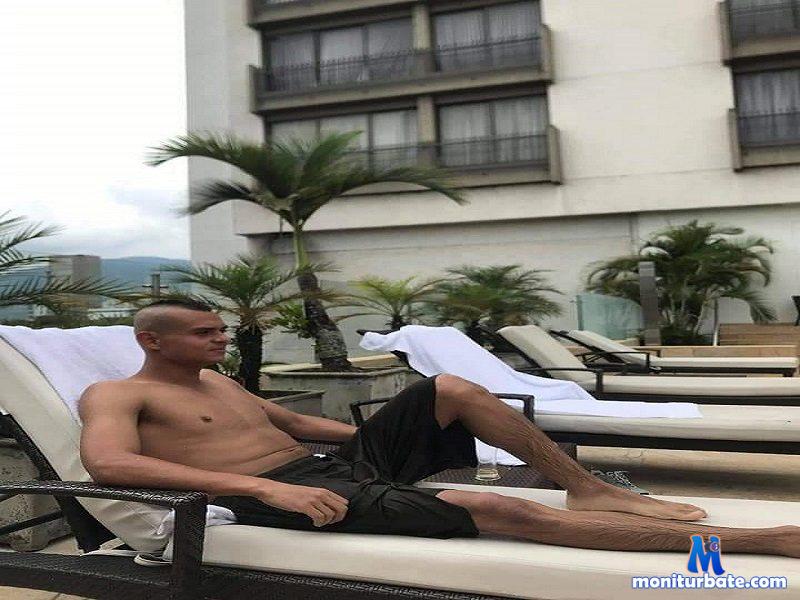 santiago-triana Flirt4free performer 