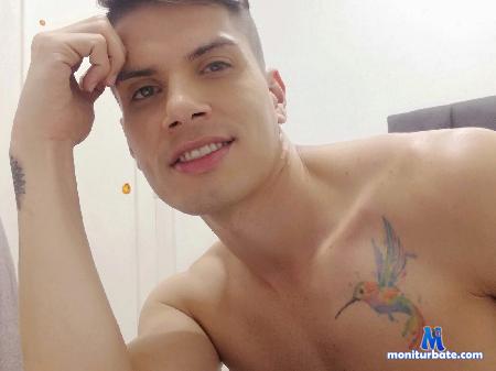 andrew-neon flirt4free performer Persevering always wanting to meet all my goals and success.