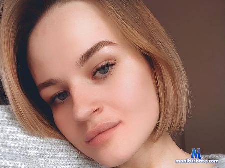 taite-herlan flirt4free performer Hi sweet! we want play! Play with us pls!