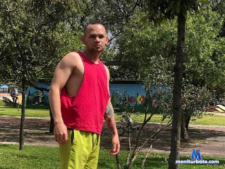 luis-spencer flirt4free performer life is good to waste it being alone