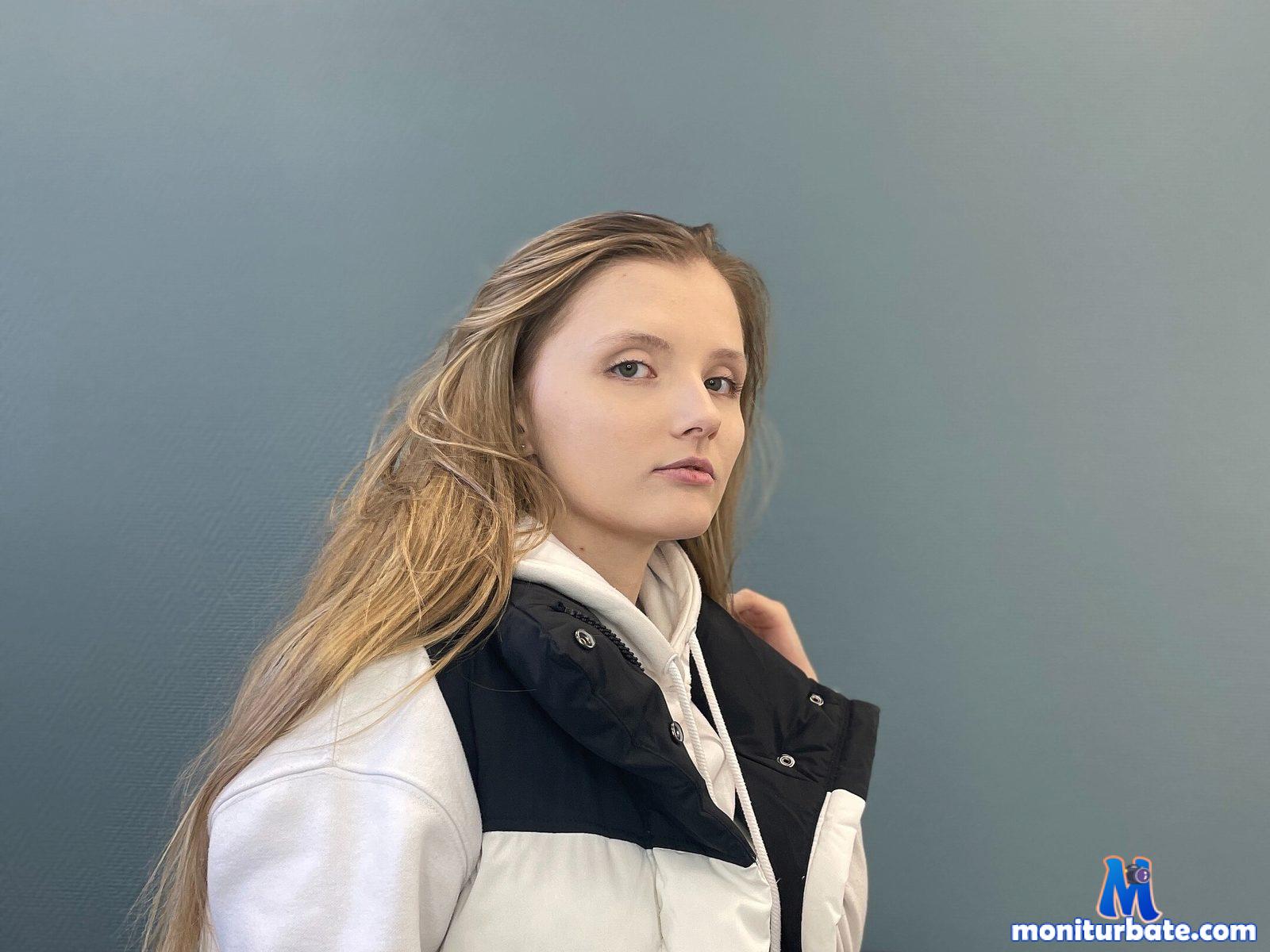 domino-burland Flirt4free performer 