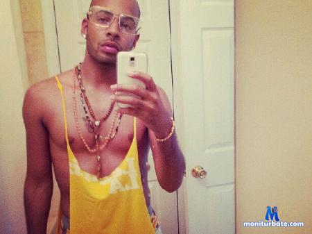 smith-cox flirt4free performer pretty boy with a dark side