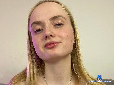 jennifer-elis flirt4free performer #18 #new #student #fetish #feet #smalltits