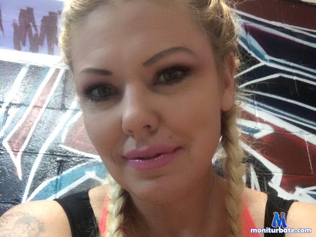 wanda-riley Flirt4free performer Anal Double Penetration Nipple Play Paddling/Spanking/Whips Role Play/Costumes Dirty Talk Doctor / Nurse Service Worker/Housewife Student/Teacher Vibrator Butt Plug Sugar Daddy Nipple Clamps Bad Cop/Good Cop Bondage Cheerleader/Jock Coach/Trainee Cowboy/Cowgirl Spanking Big Toys Flight Attendant/Pilot Medical