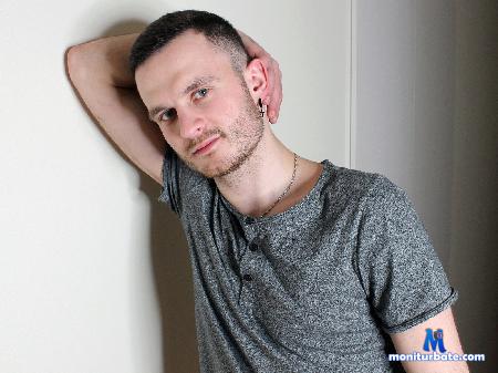 karter-long flirt4free performer Hey guys! Let's have fun together ;)