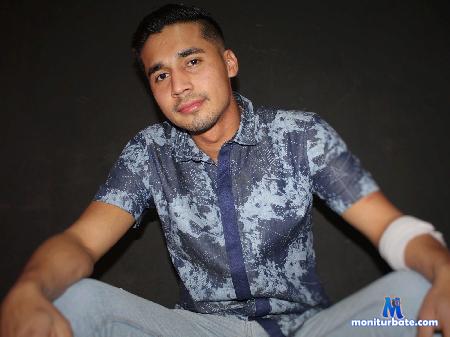 jeison-castro flirt4free performer #Master #male #feet #domfag #smooth #hairy #twink #latin #sexy #pigmoney #slave #findom
