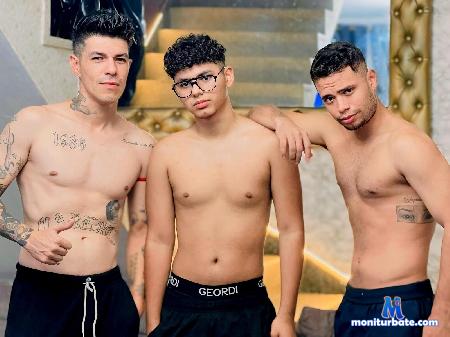 clark-and-kale-and-maicol flirt4free performer We are looking for fun, money, and pleasure on camera.