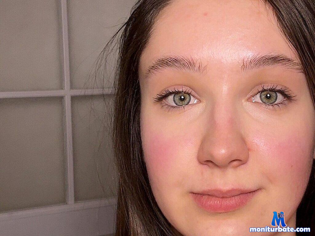 leanora-hardemon Flirt4free performer 