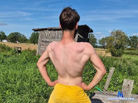 eddie-druski flirt4free performer Hey there! I'm new here but I know how to have a great time! Feel free to ask me anything!